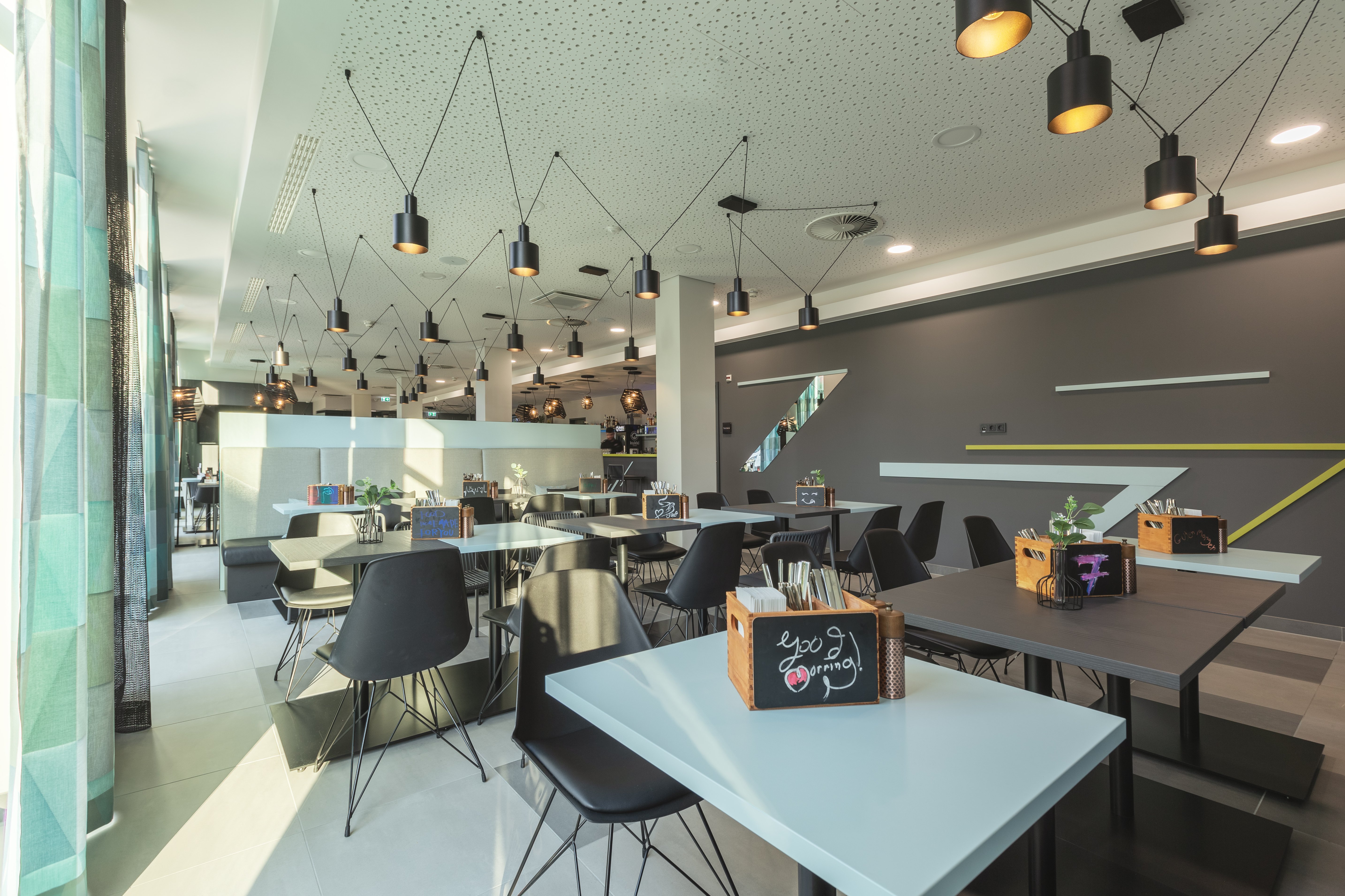 Holiday Inn - the niu, Seven Dusseldorf Ost, an IHG Hotel 16/21