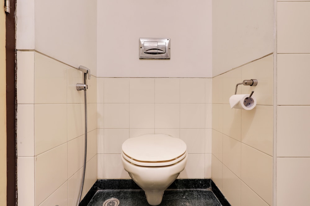 Red Fox Hotel East Delhi 55/59