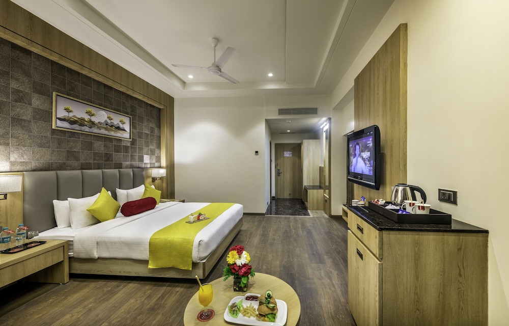 Lords Inn Somnath 25/60