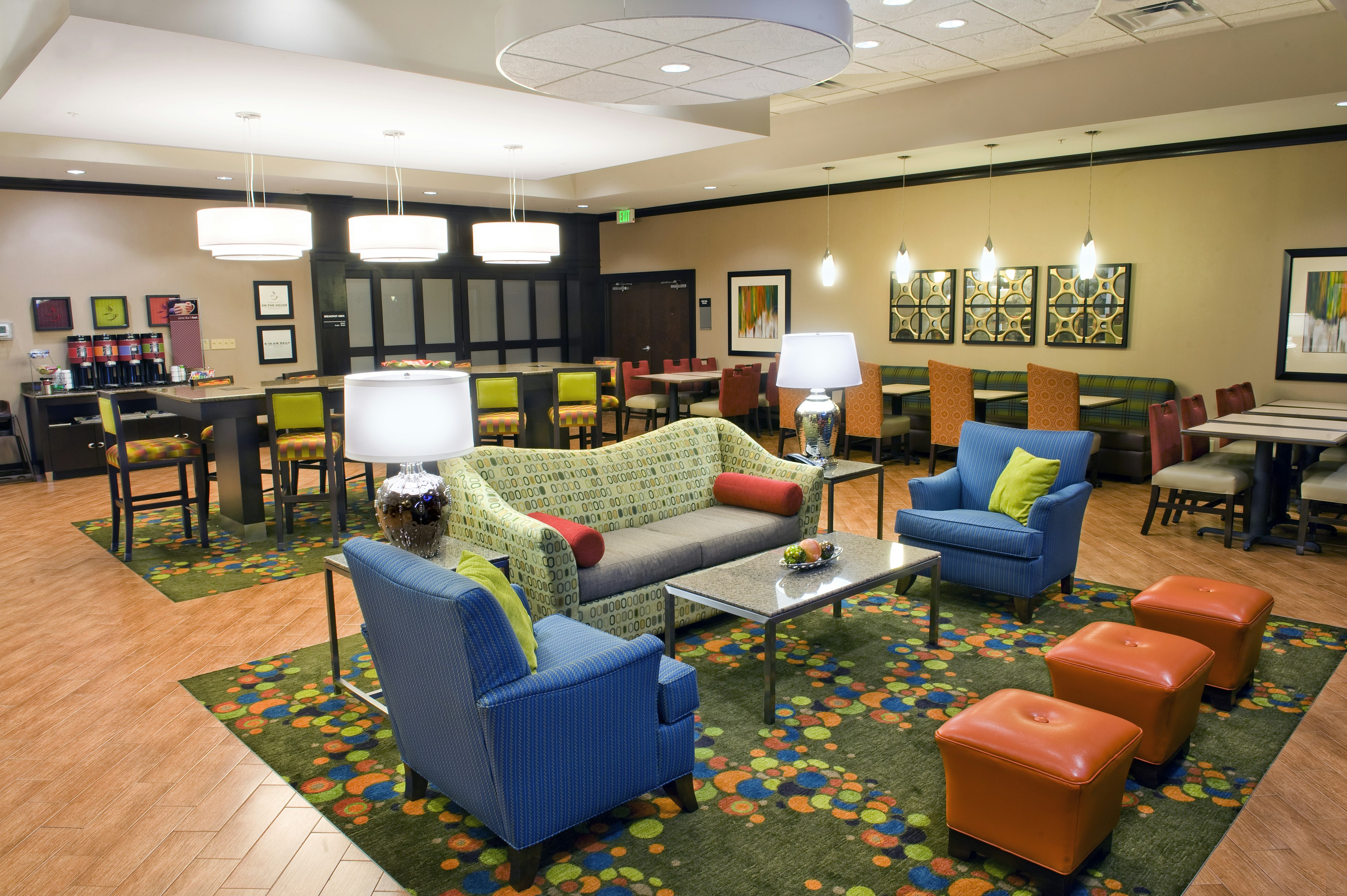 Hampton Inn Evansville Airport 28/70