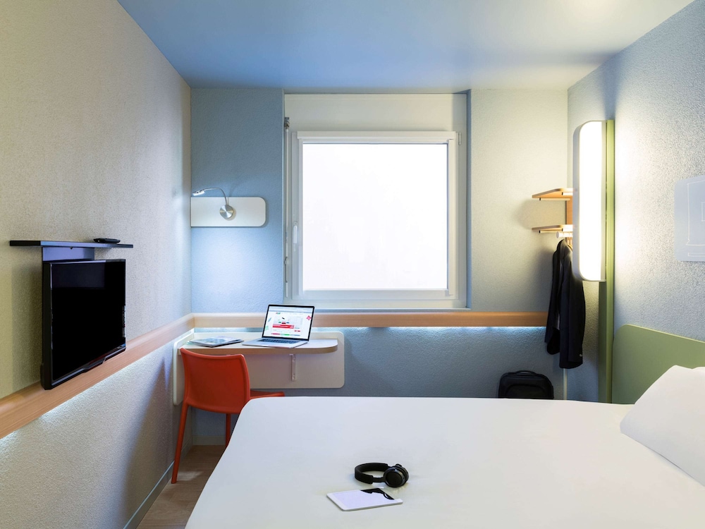 Ibis Budget Zurich Airport 61/69