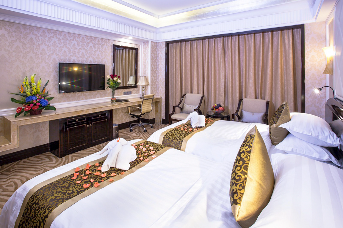 Sun City Hotel 28/50