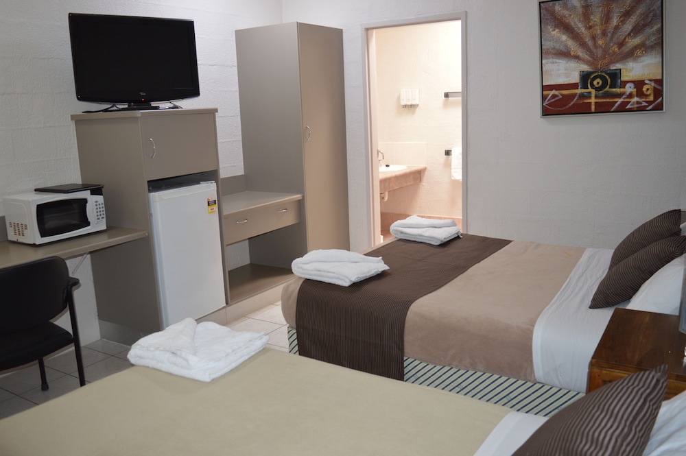 Mid City Motor Inn 34/41