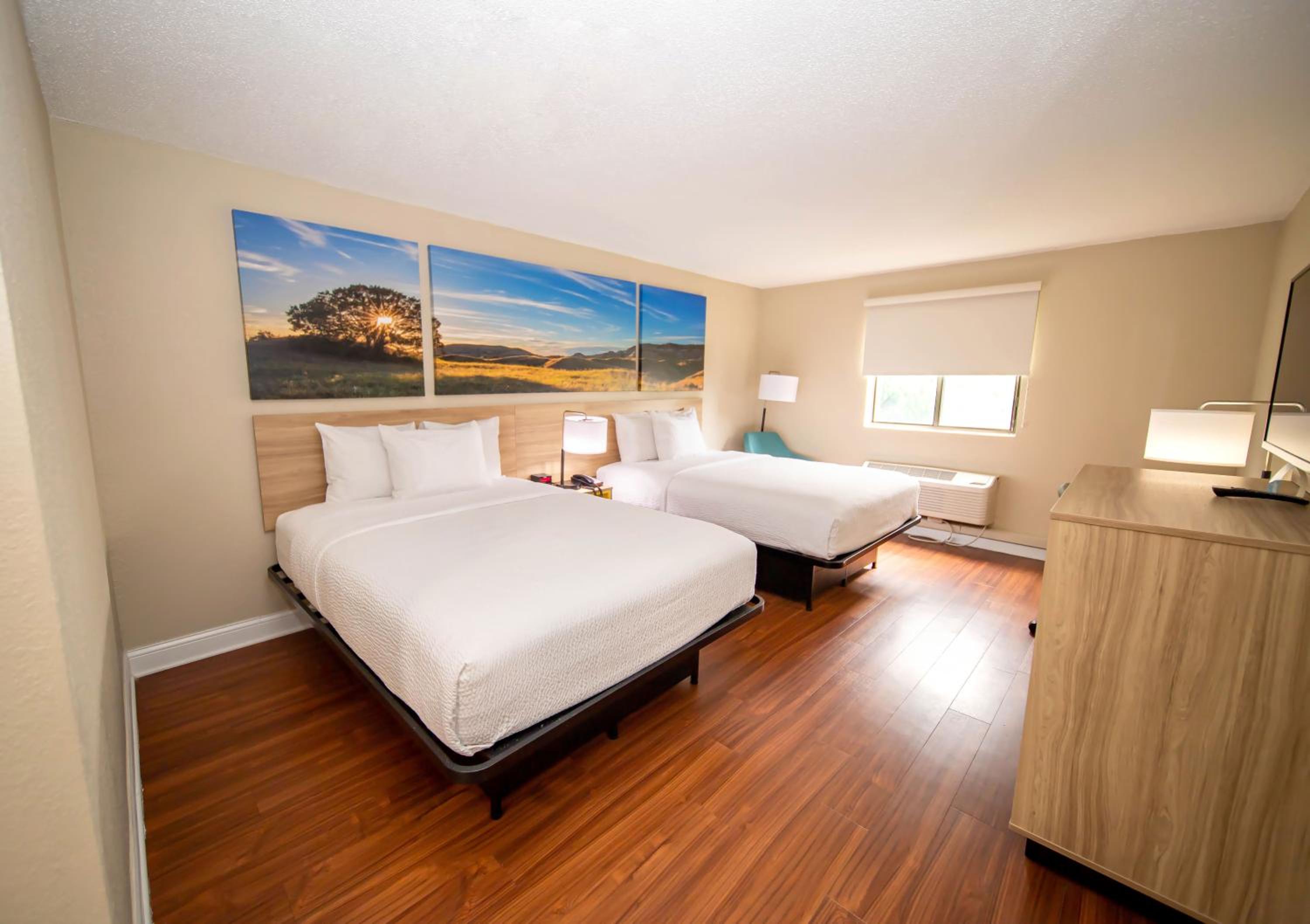 1 Bedroom, Efficiency, Deluxe, Suite, Queen Bed