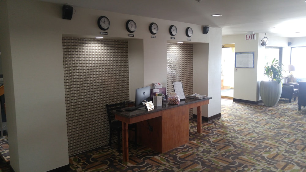 Ramada by Wyndham Abbotsford 3/24