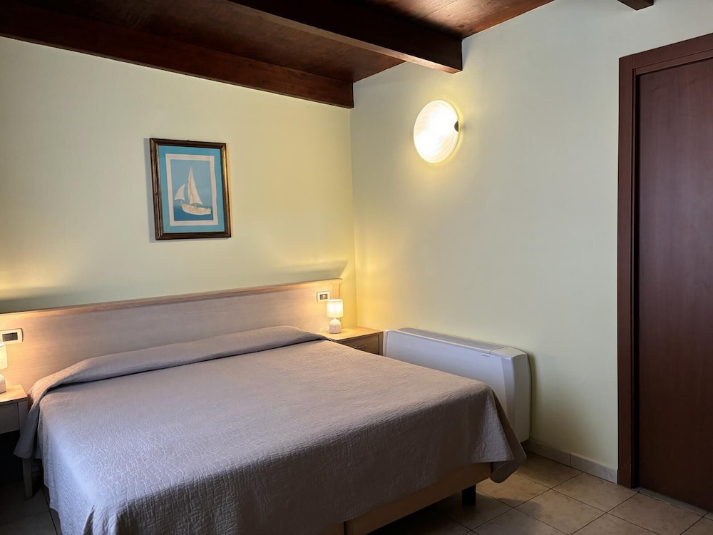 Hotel Delle Rose 14/50