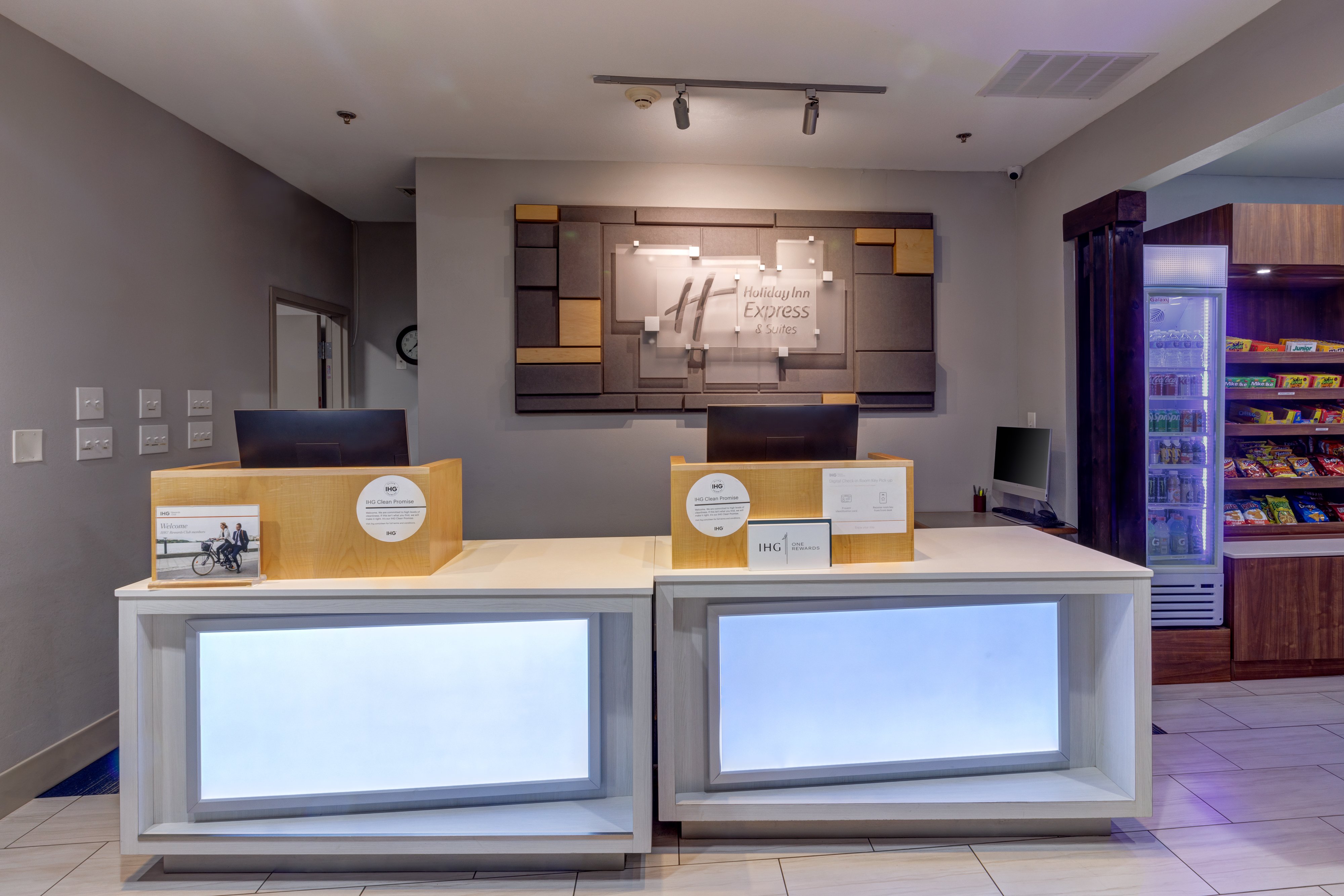 Holiday Inn Express Hotel And Suites Shelbyville Indianapolis 14/71