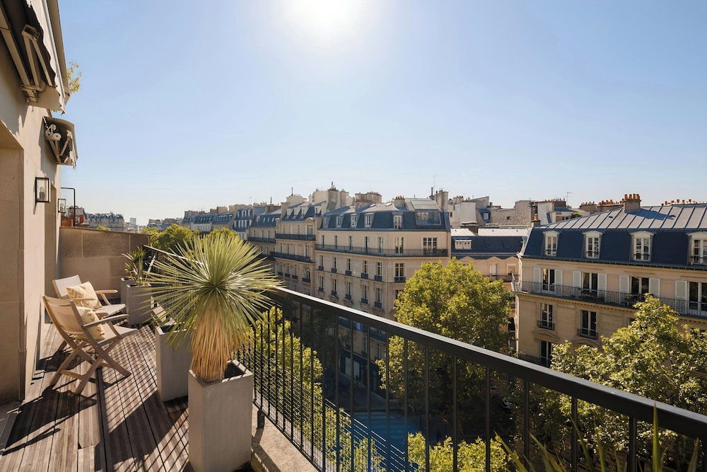 L Edmond Hotel Parc Monceau 57/67