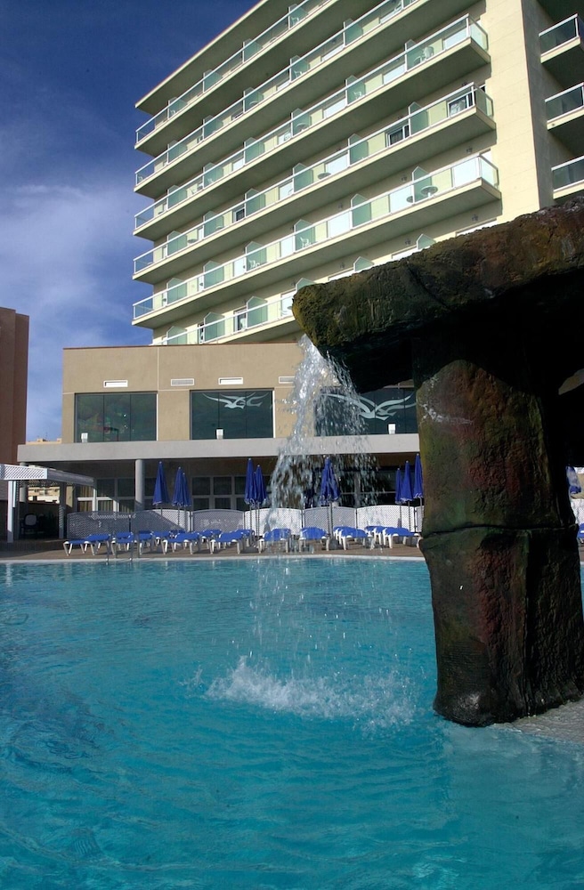 Gaviotas Hotel & Event Center 5/35