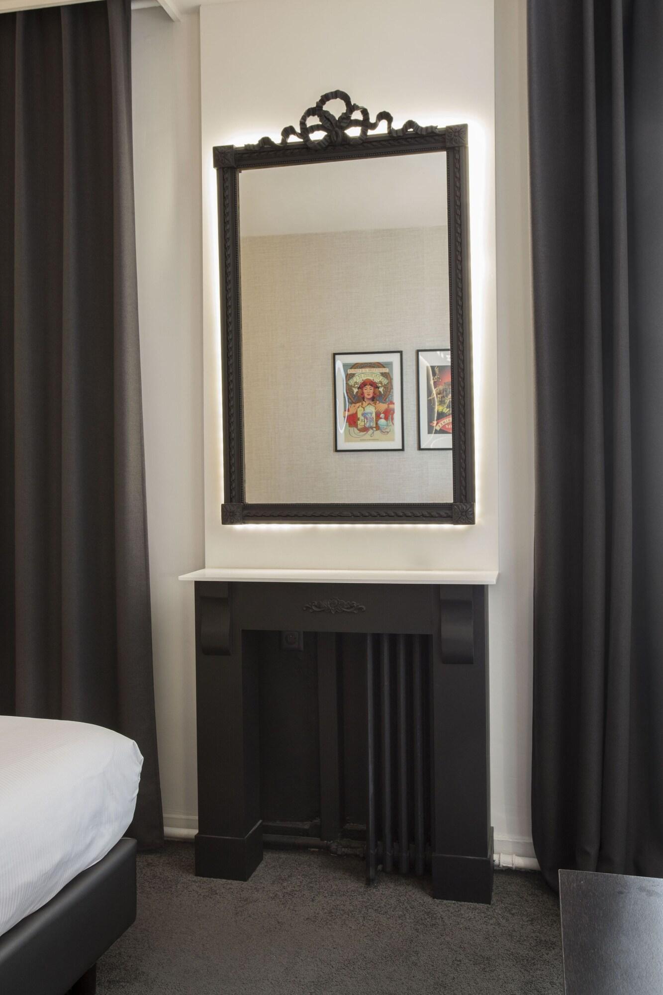 غرفة بريميوم بسرير مزدوج، Hotel Voltaire Opera Nantes 4/4
