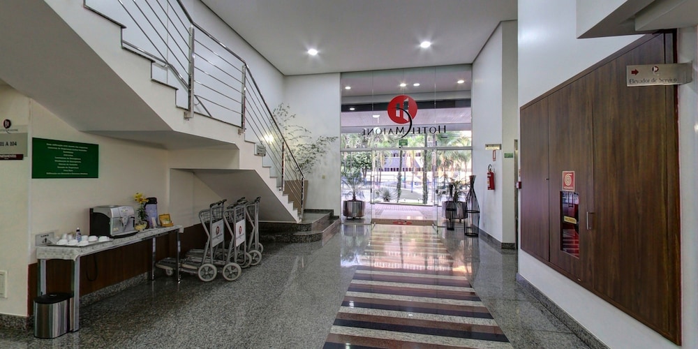 Maione Hotel 24/50