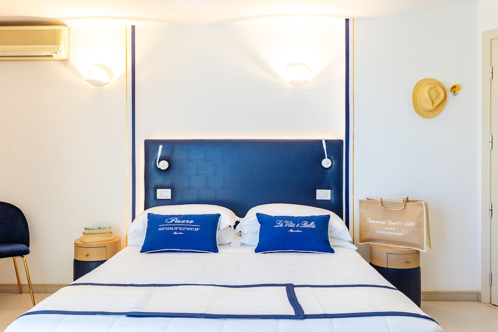 1 Bedroom, Superior, Queen Bed, Ocean View
