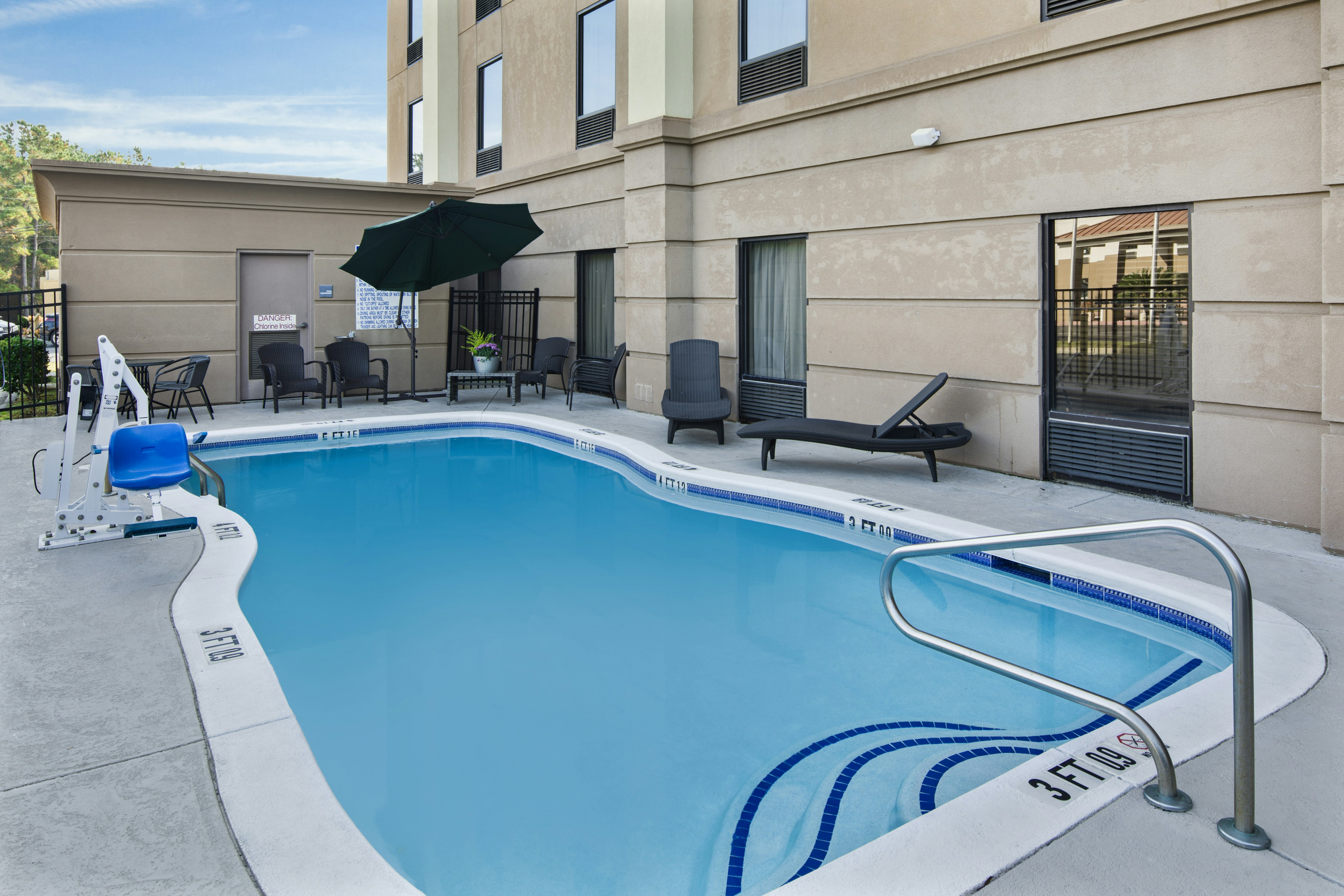 Hampton Inn Hinesville 41/41
