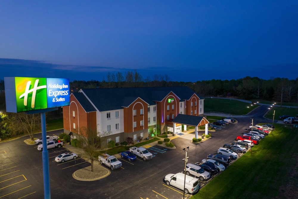 Holiday Inn Express Hotel Suites Bedford 47/53