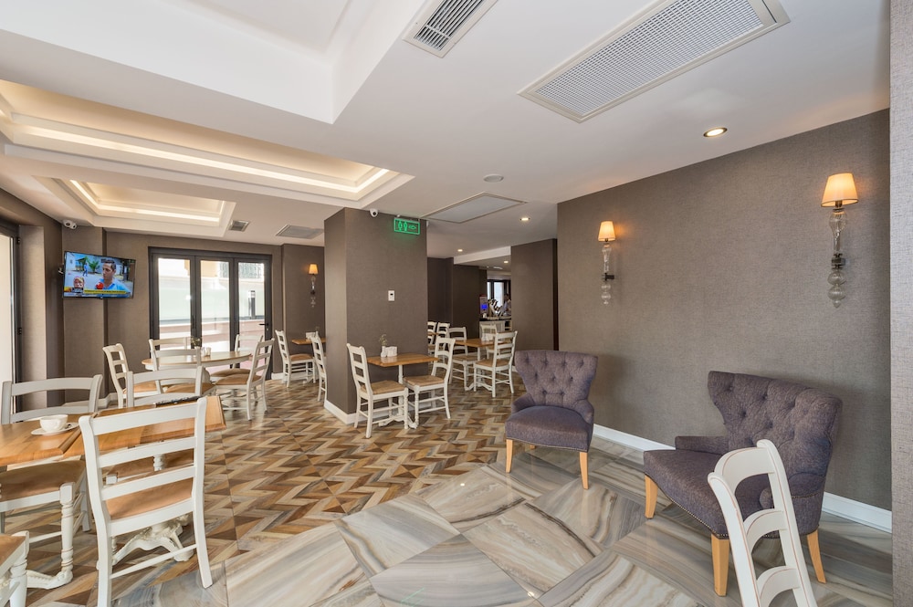 HANNA HOTEL 52/69