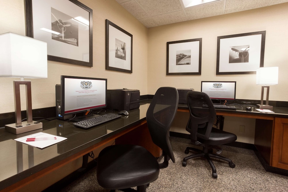 Drury Inn and Suites St Louis Airport 40/49