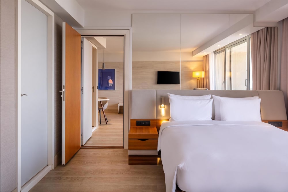 RADISSON BLU NICE 26/75