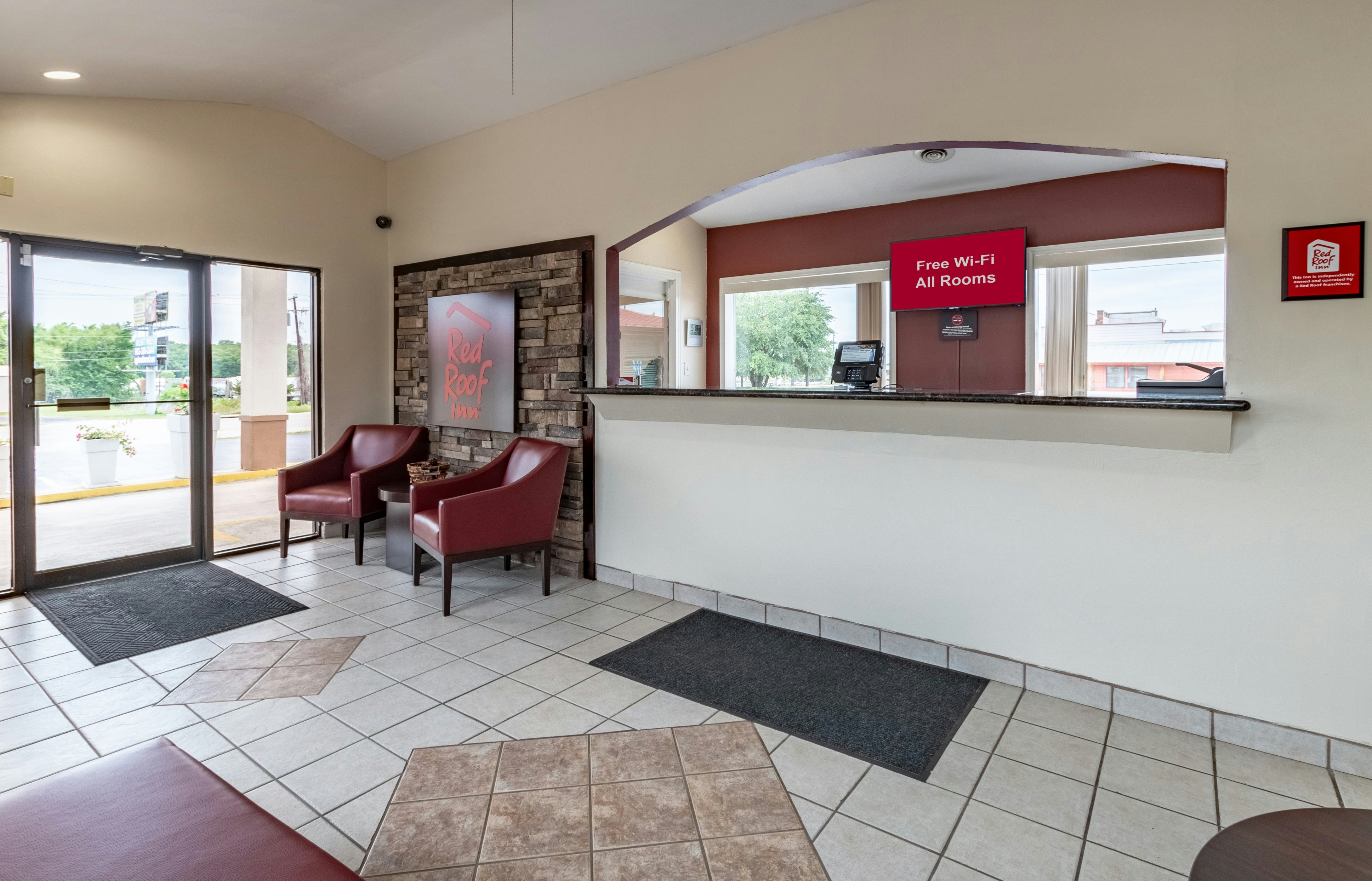 Americas Best Value Inn Buffalo Tx 7/17