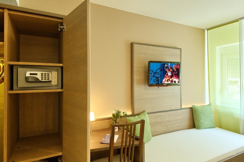 Hotel Mythos 40/50