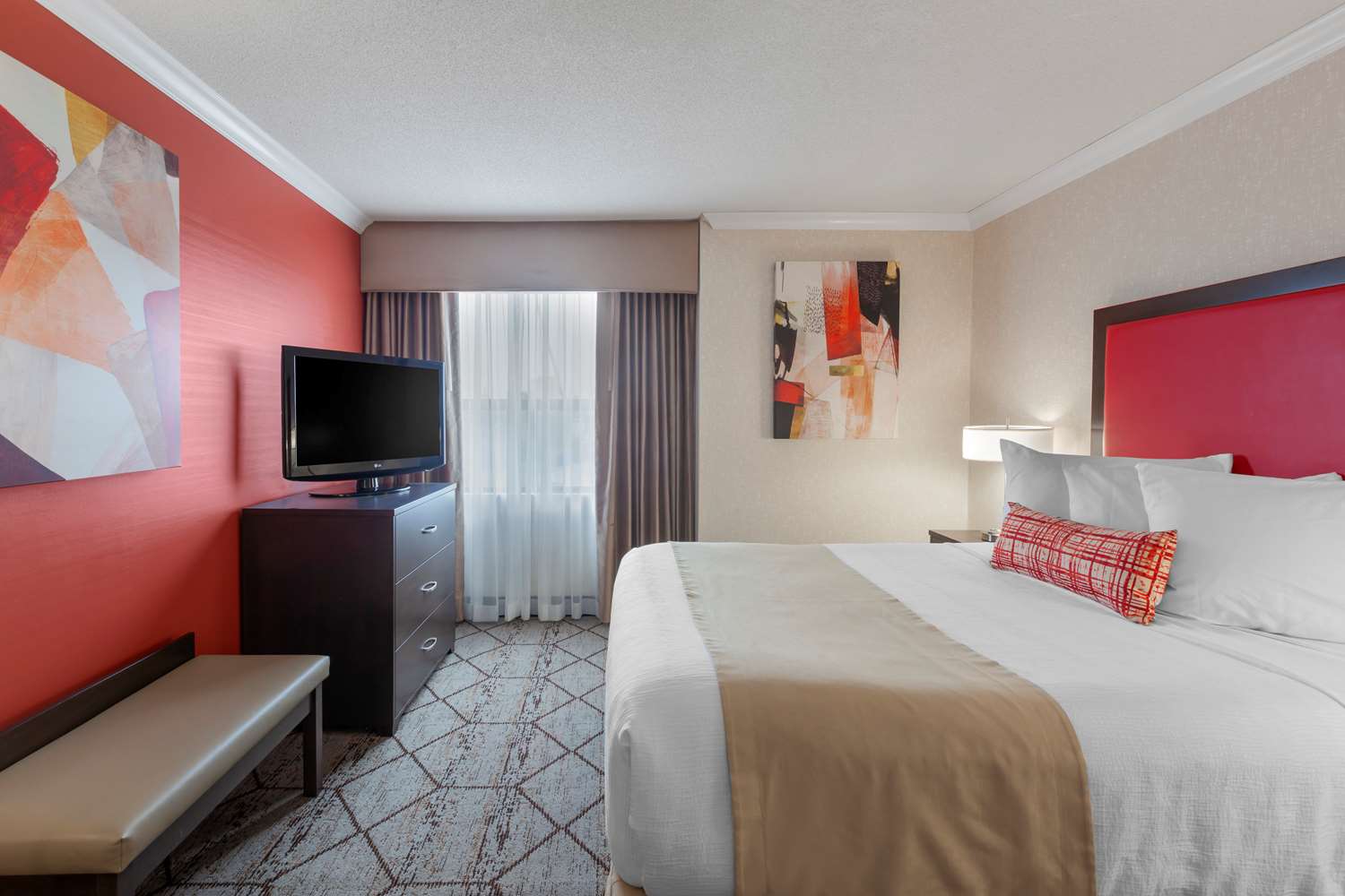 Suite, King Bed, Sofa, Upper Floor