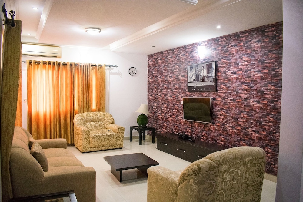 Sugarland Apartments Ikoyi 79/95