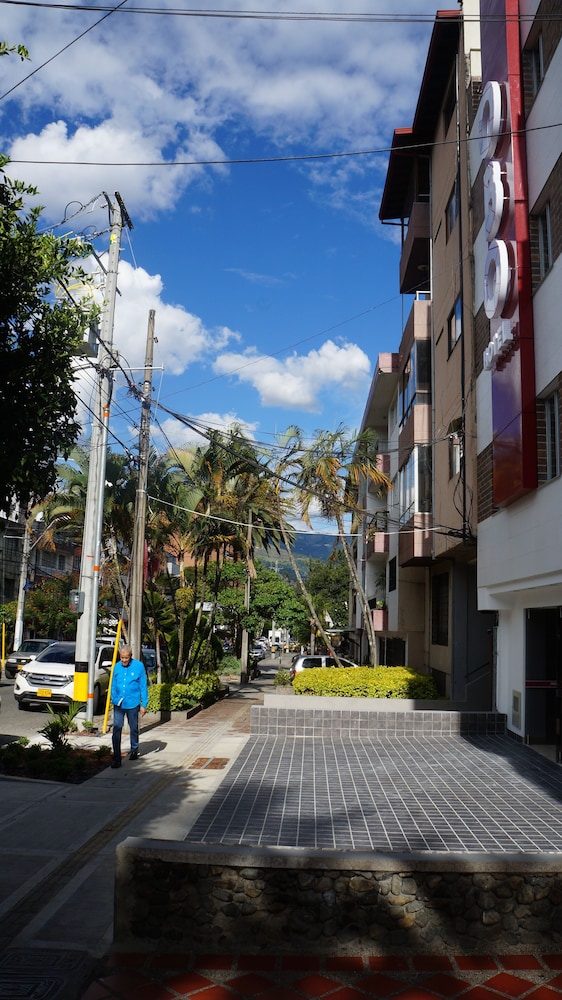 Obo Hotel 32/40