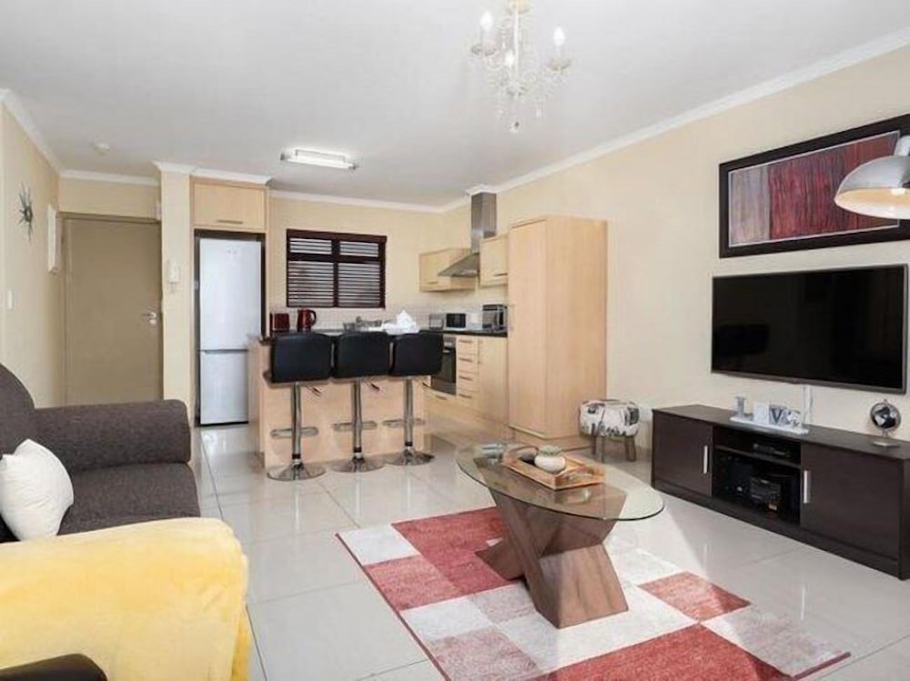 Century City Boutique Apartments 26/50