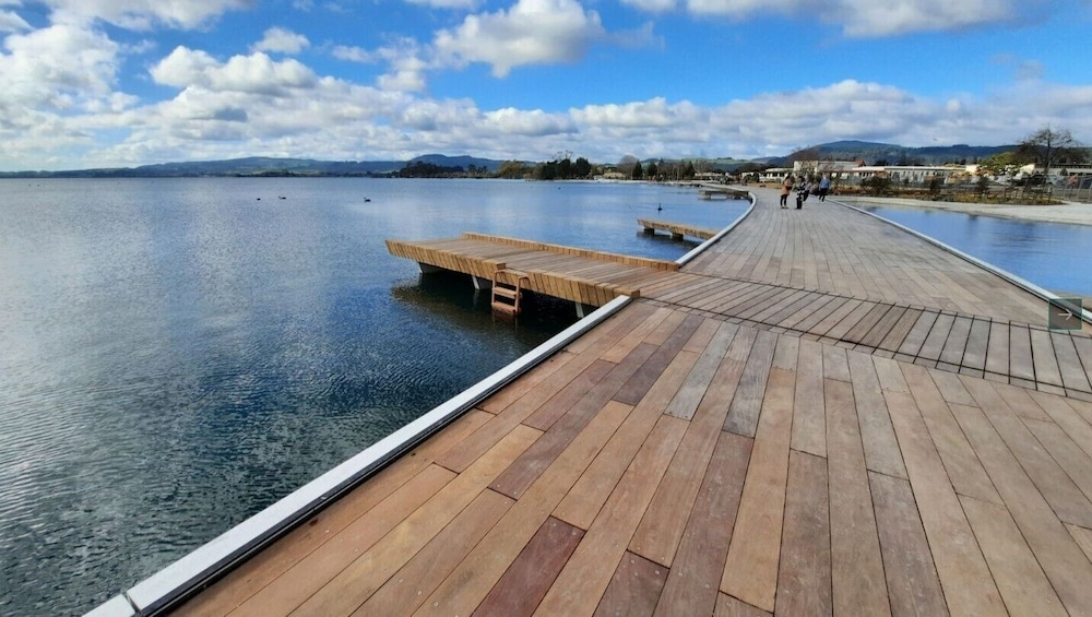 Novotel Rotorua Lakeside 67/71