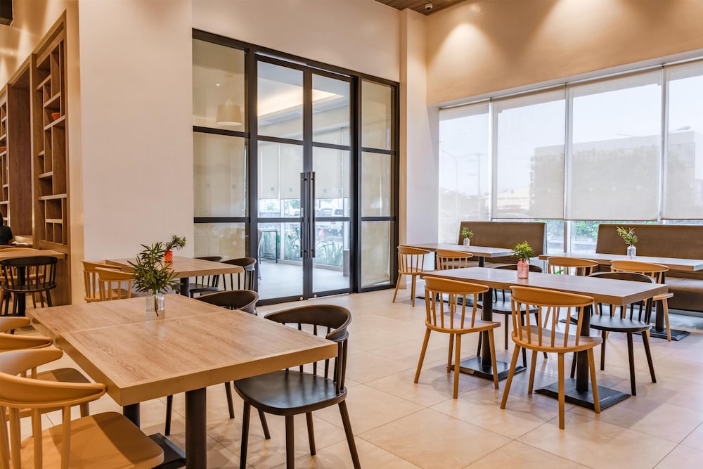 Park Inn By Radisson Bacolod 42/60
