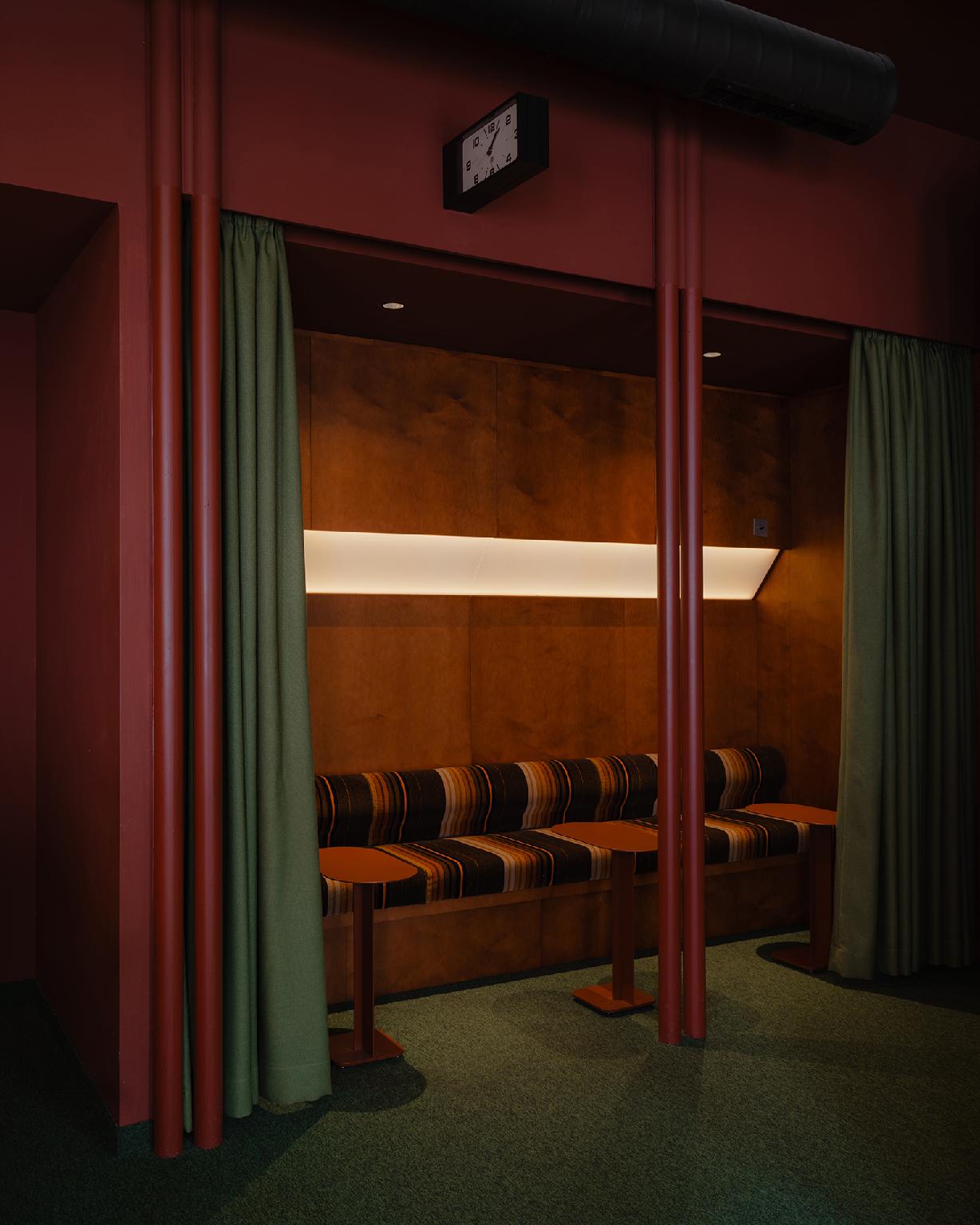 Pavilion Boutique Hotel 9/36
