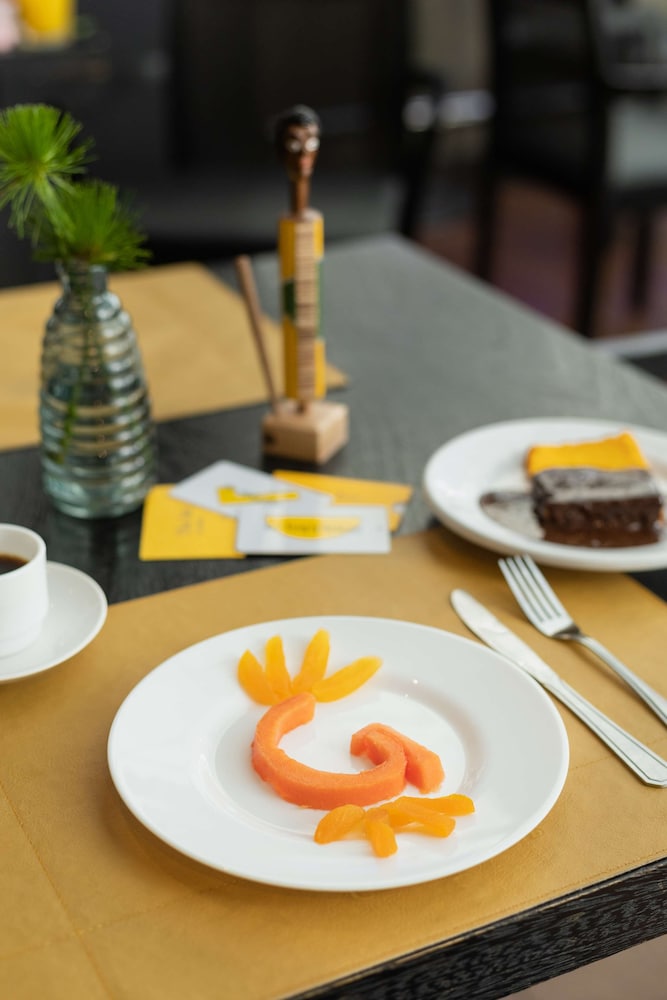 Golden Tulip Porto Vitoria 54/72