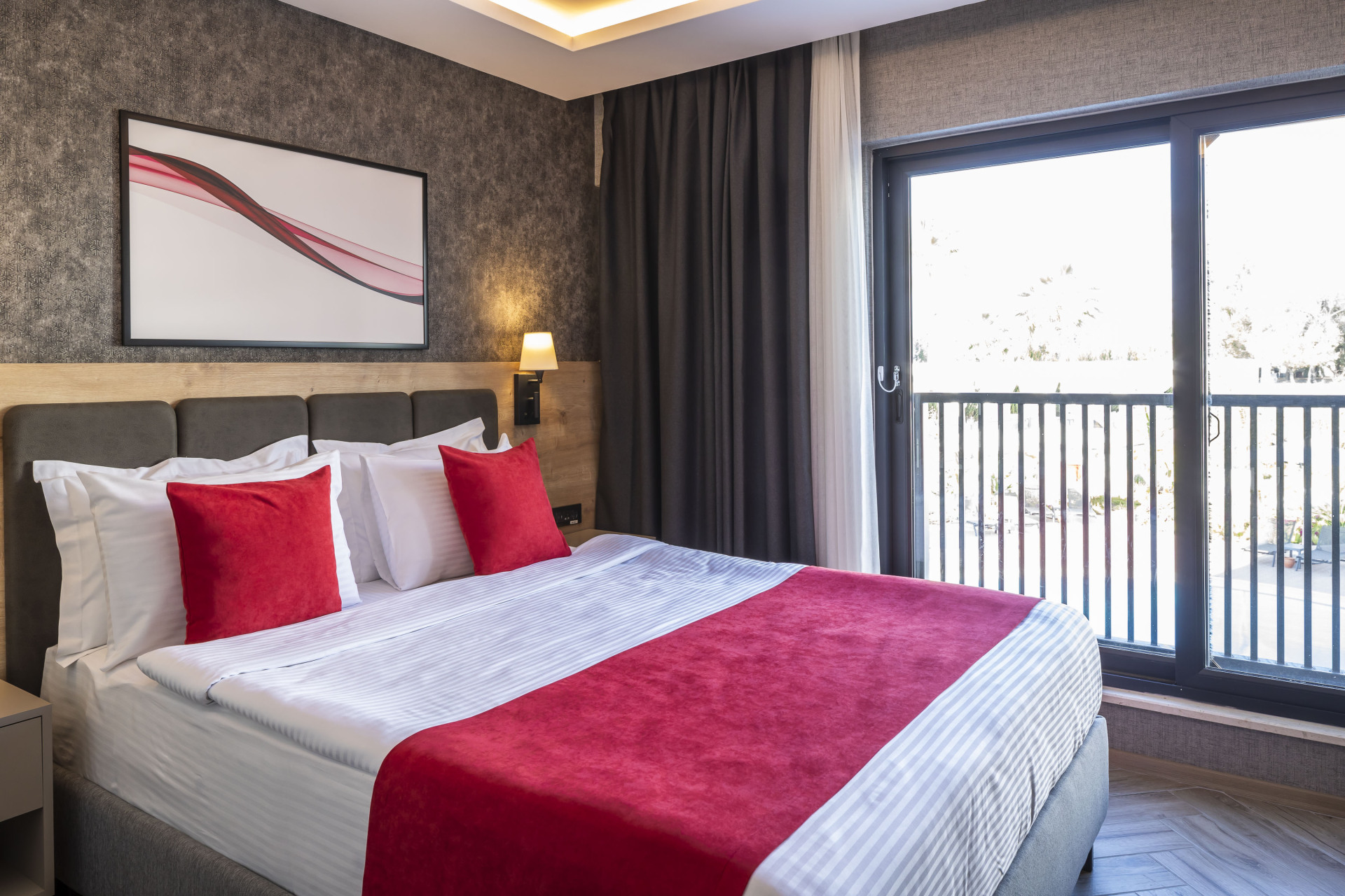 Standard, French Bed, Pool View, Balcony