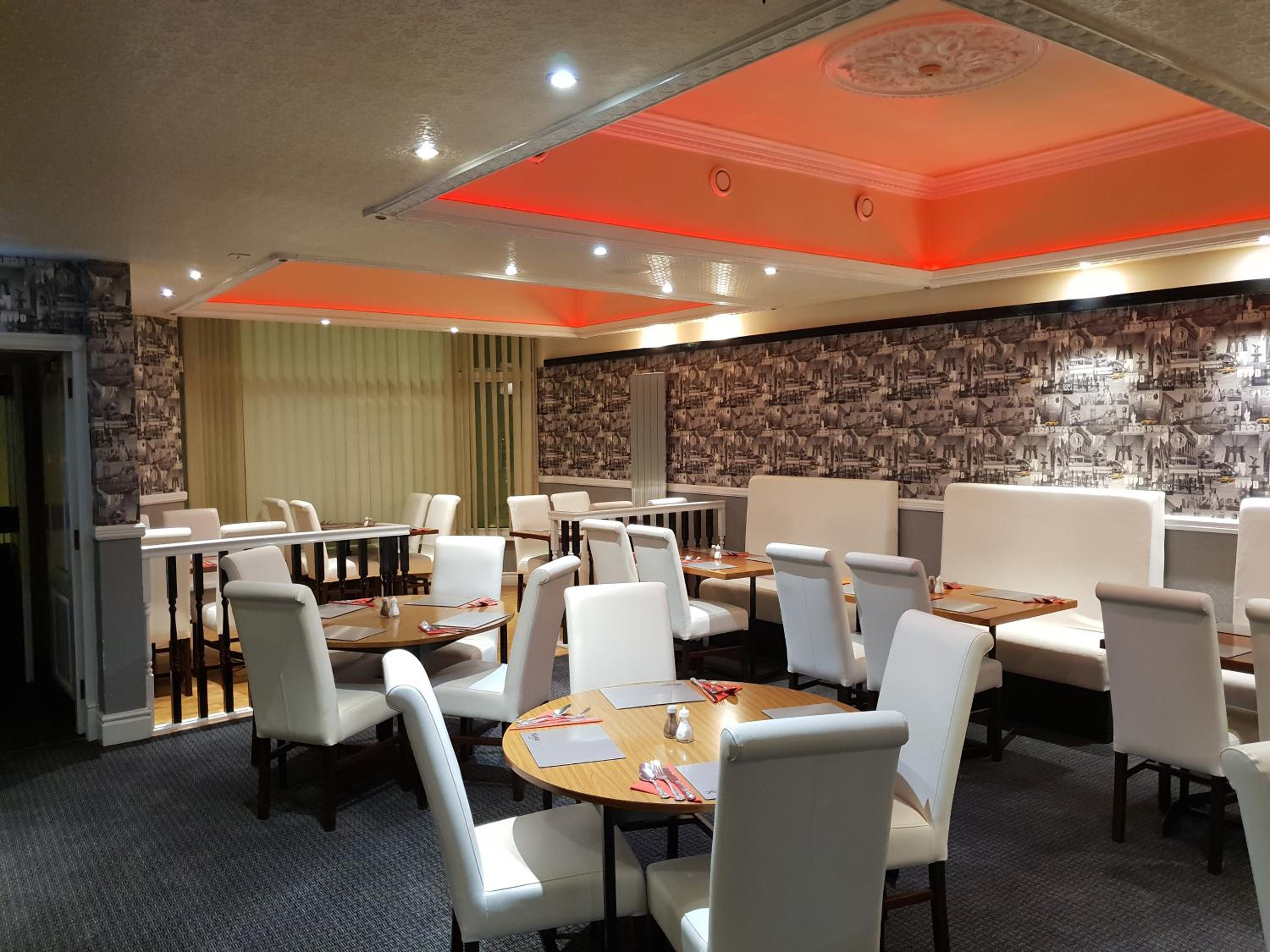 Ascot Hotel 44/50