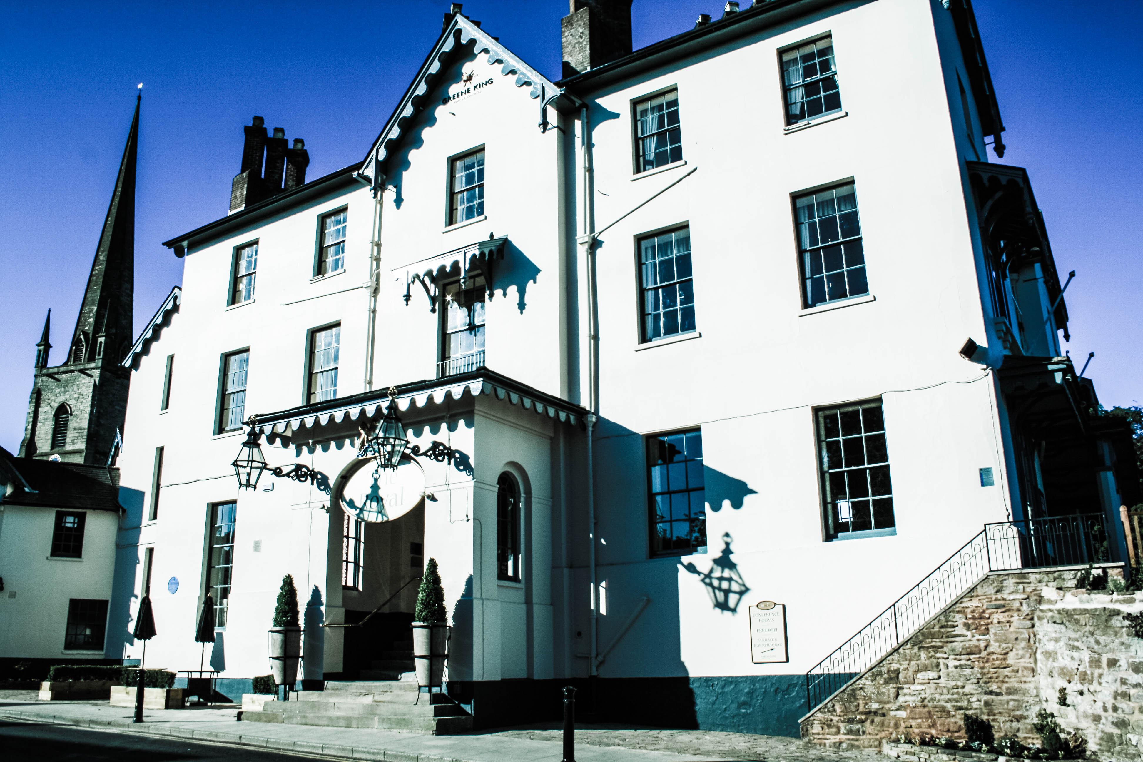 Royal Hotel 31/34
