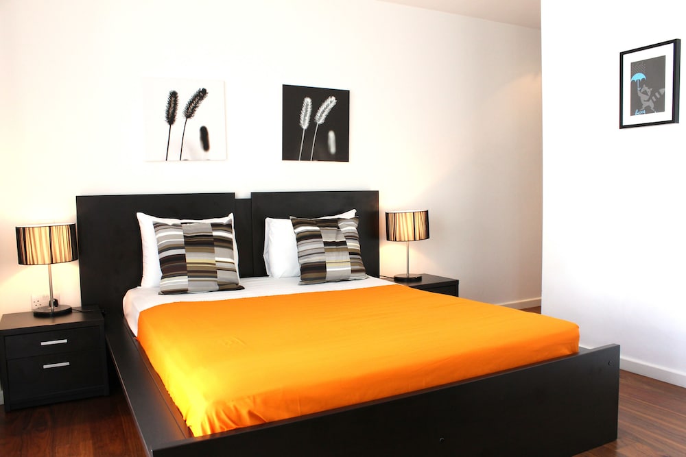Shoreditch City Living 24/49