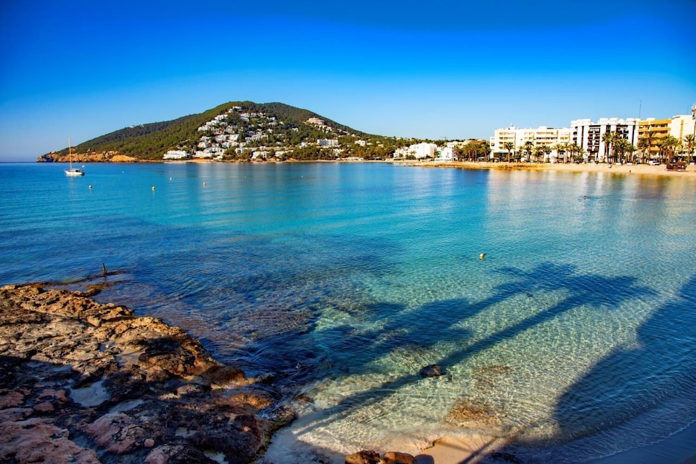 Santa Eulalia Hostal 25/44