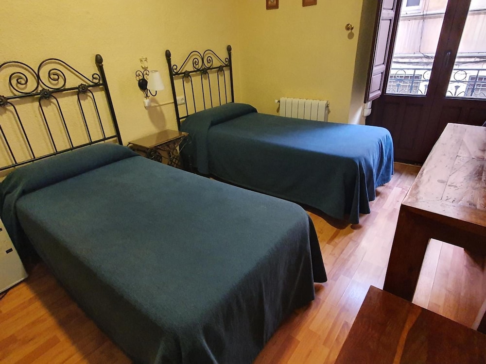 Arteaga Hostal & Baños Árabes Elvira 21/50