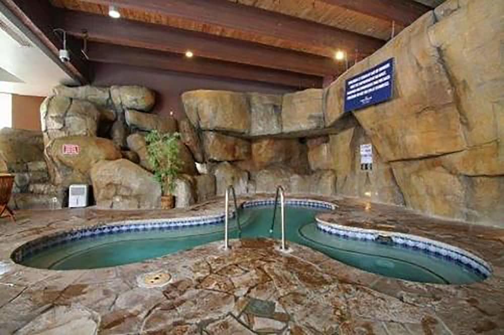 Ballys Lake Tahoe Casino Resort (Ex MontBleu Resort Casino and Spa) 2/68