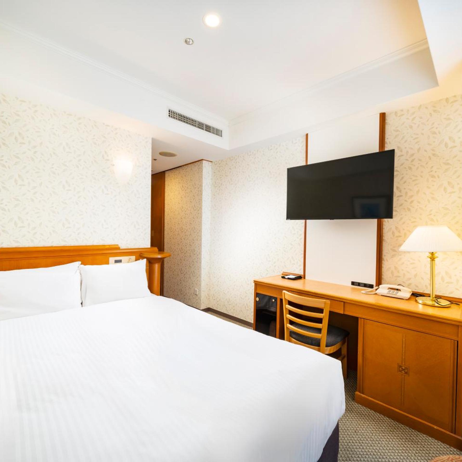 Room, Single, KOKO HOTEL Osaka Shinsaibashi 3/8