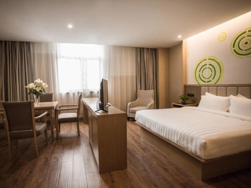 GreenTree Inn Taizhou Golden Eagle Shopping Center Dongfeng Road Express Hotel 16/39