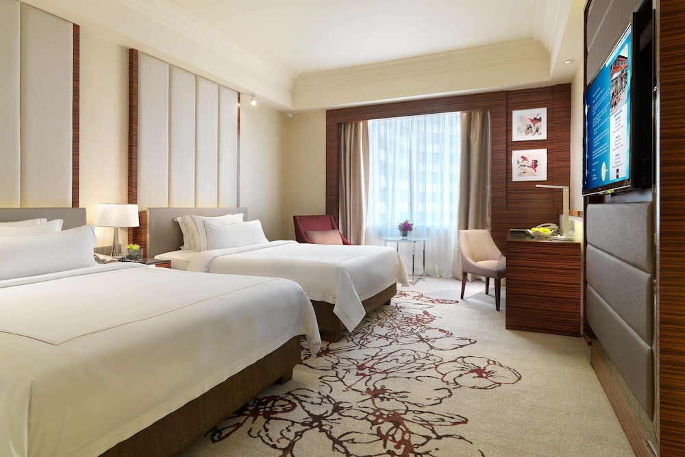 Deluxe, Twin Beds