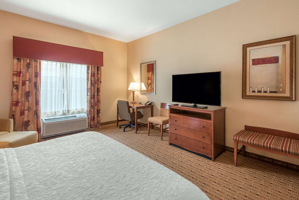 Hampton Inn And Suites Arcata 12/42