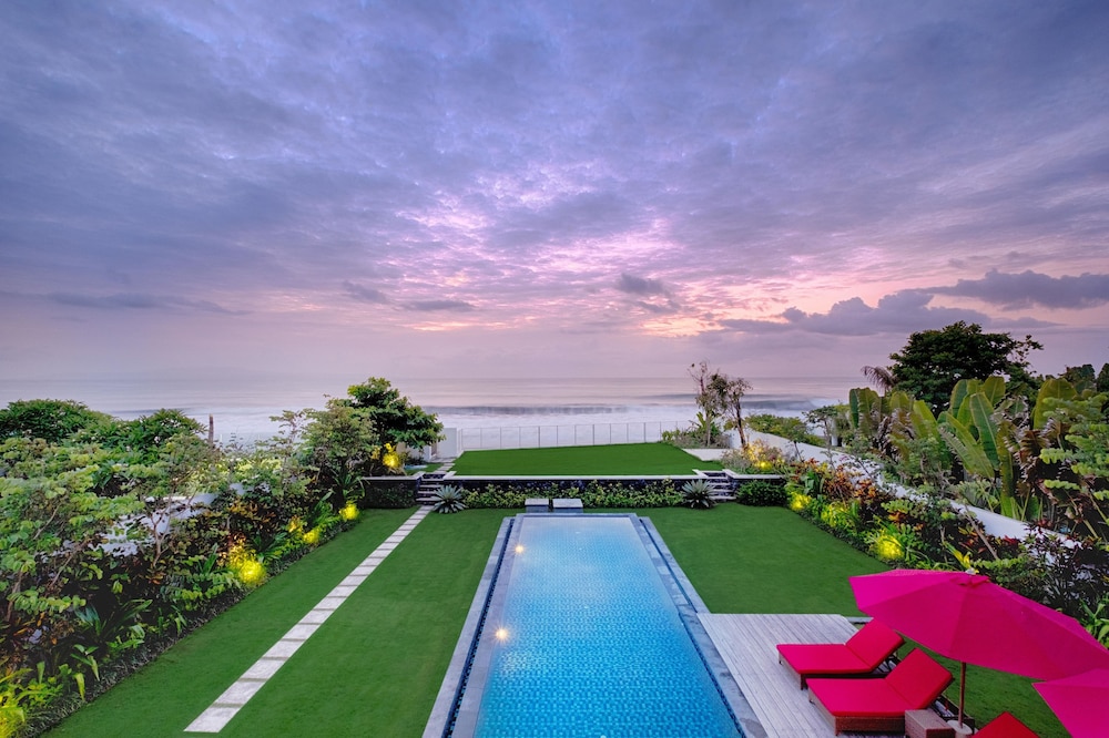 Kutus Kutus Keramas Villa 44/51