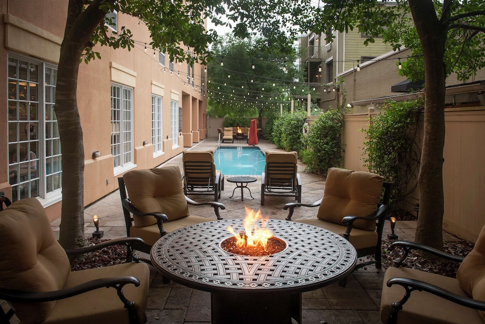 Hampton Inn New Orleans St Charles Ave Garden District La 43/63