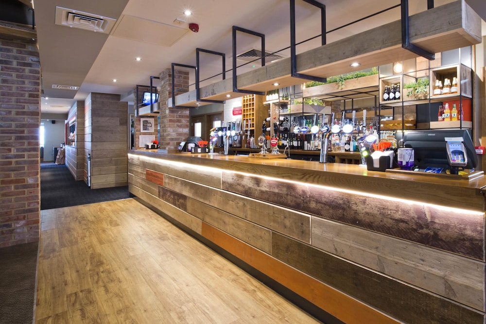 Premier Inn Farnham 37/46