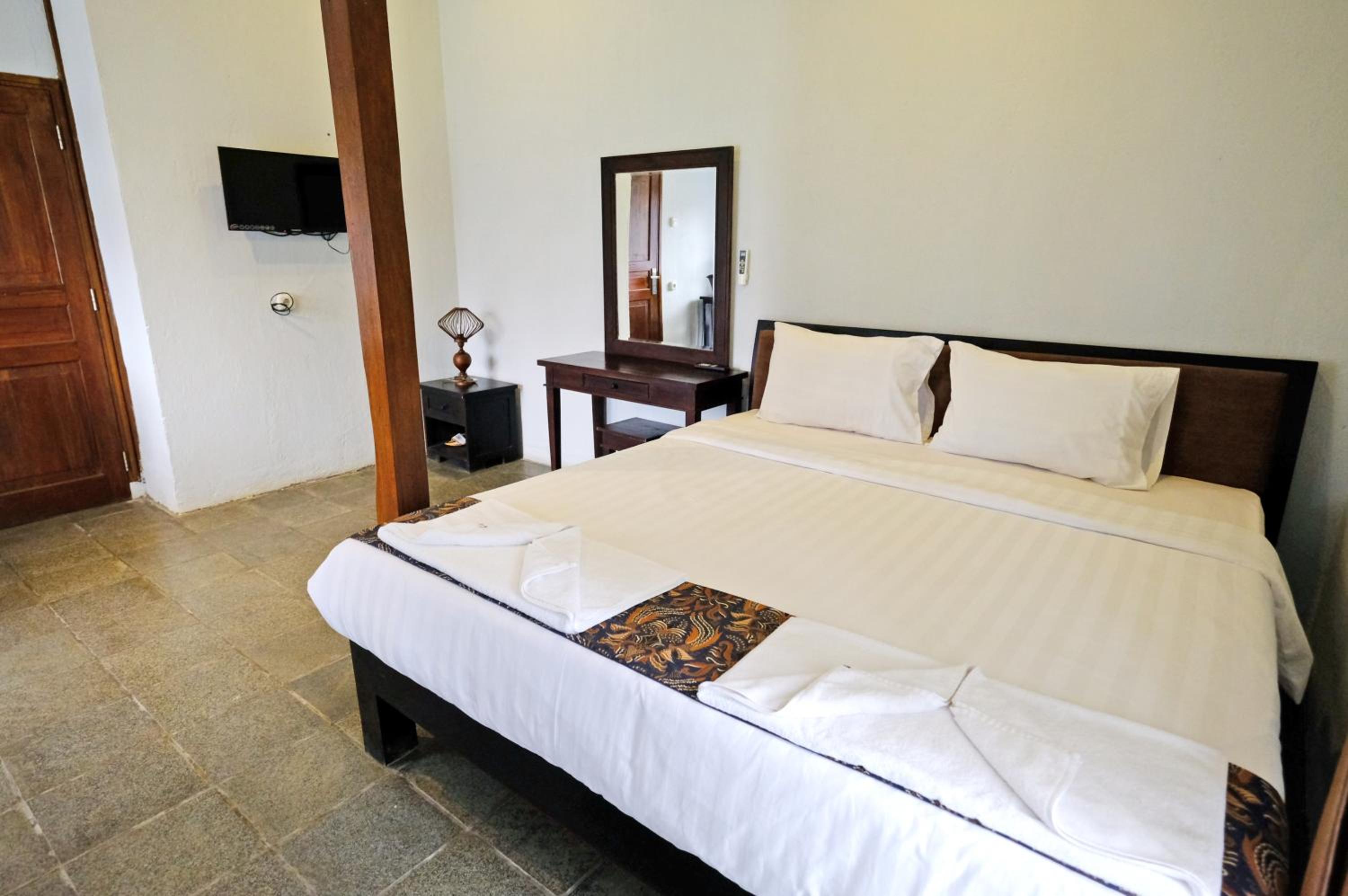 Deluxe, Twin Beds