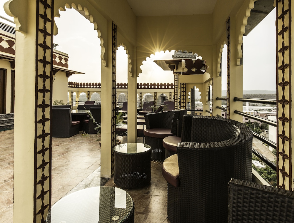 Umaid Haveli-A Heritage Style Hotel & Resort 45/66