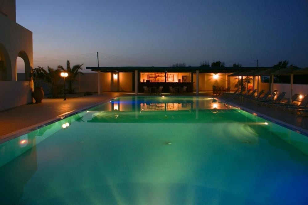 Blue Bay Villas Santorini 4/38