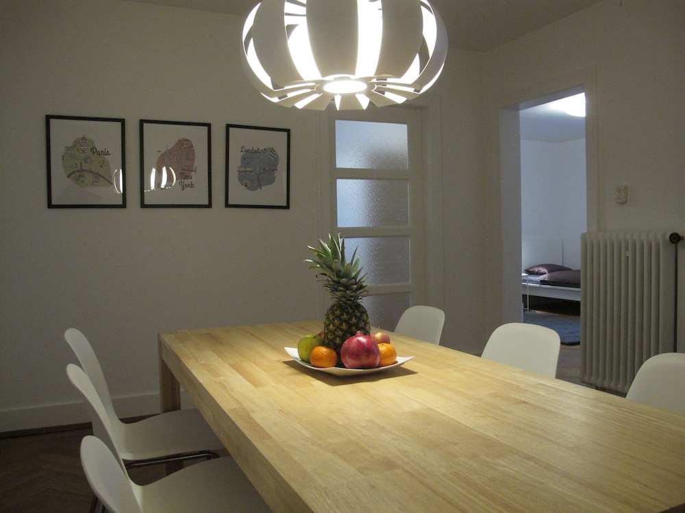 Newly Furnished Apartments In Zurich 34/50