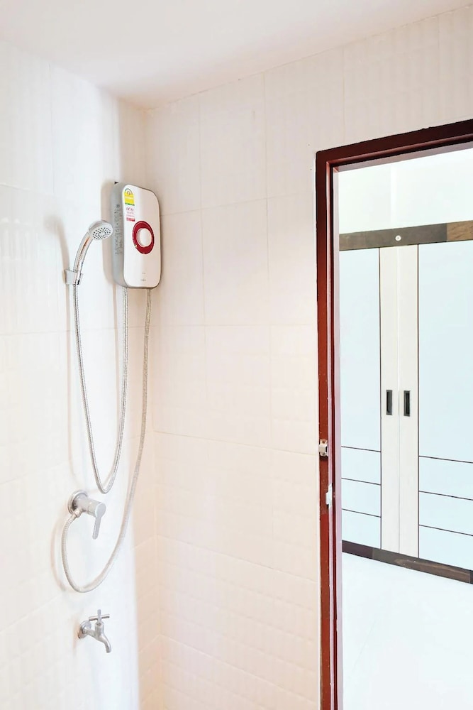 Smile Home Apartment Hat Yai 50/62